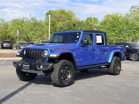 Used 2023 Jeep Gladiator Mojave image 24