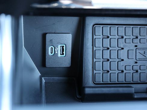 Used 2023 Ford F150 Platinum w/ Equipment Group 701A High image 37