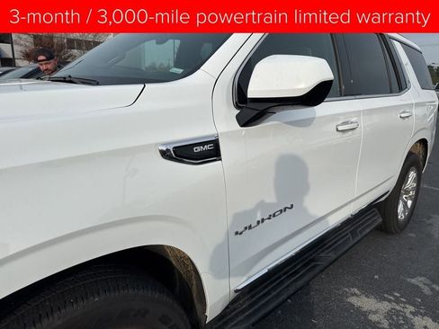 Used 2023 GMC Yukon SLT image 3