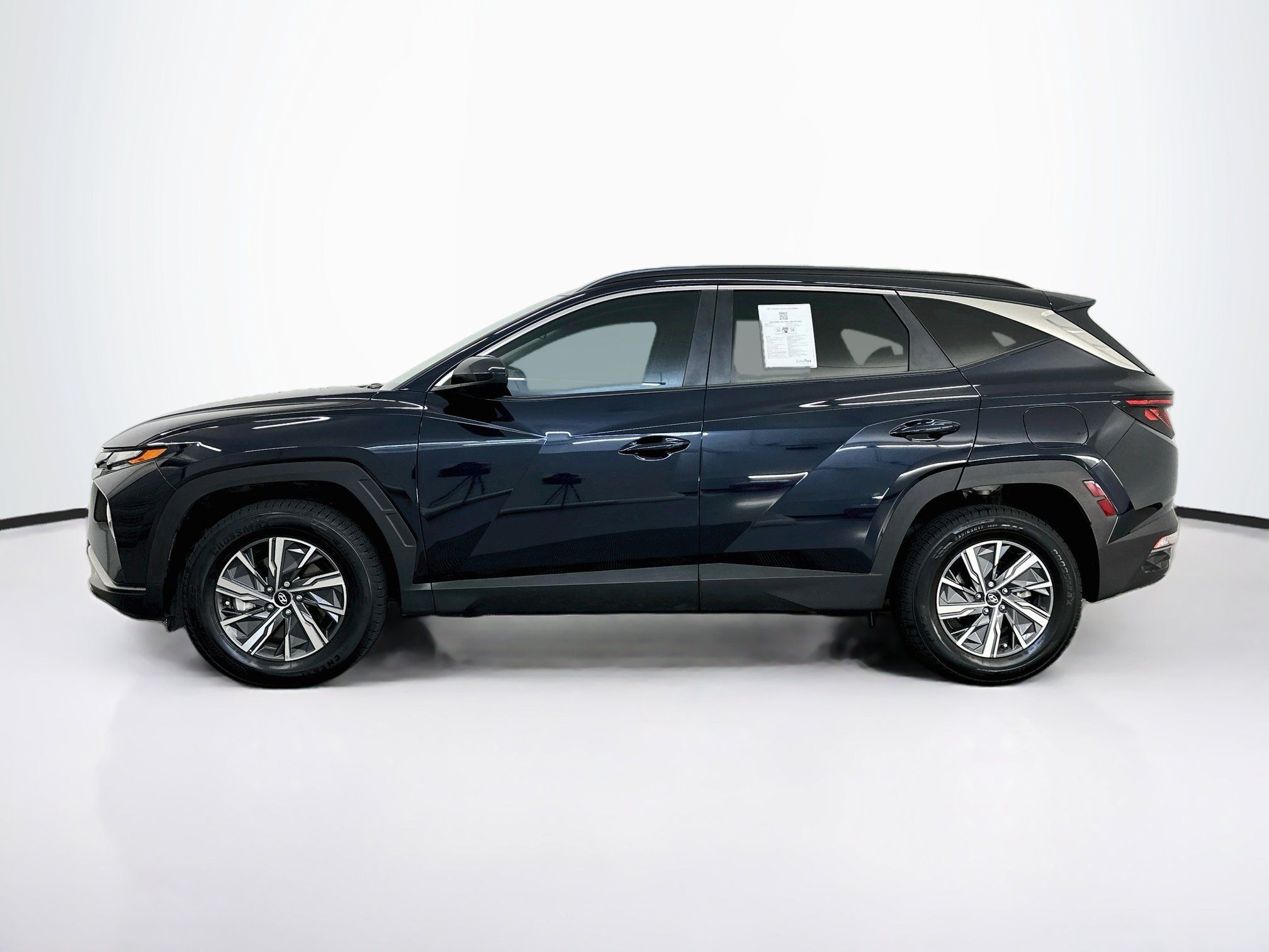 Used 2024 Hyundai Tucson Blue AWD/4WD image 4