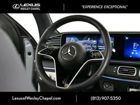 Used 2025 Mercedes-Benz GLE 450 4MATIC image 25