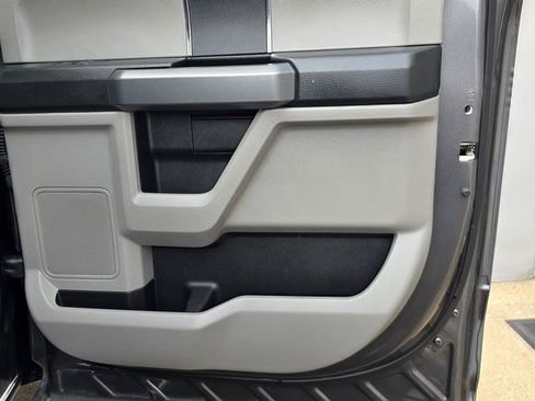 Used 2017 Ford F250 XLT w/ XLT Value Package AWD/4WD image 21