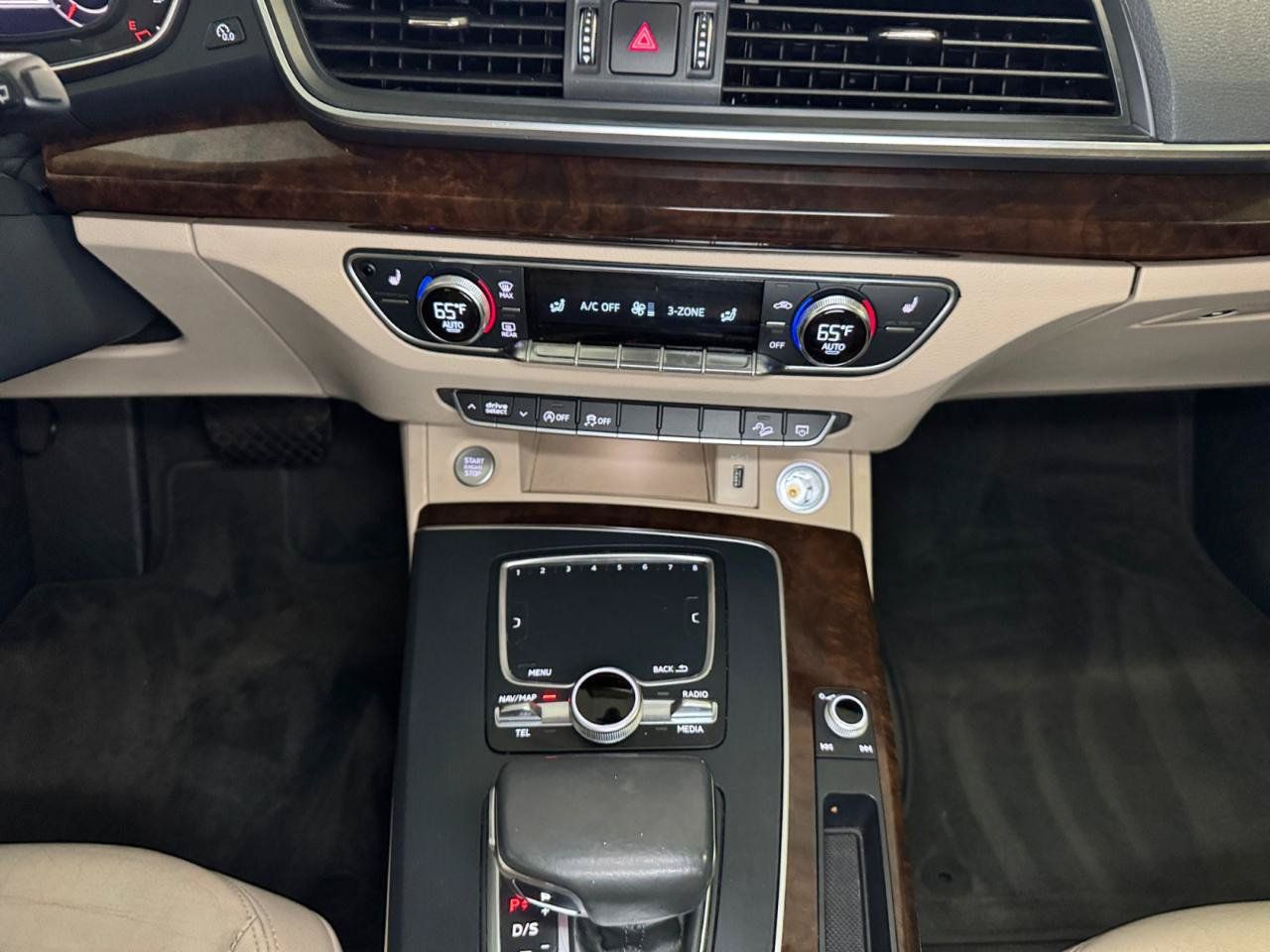 Used 2018 Audi Q5 2.0T Premium AWD/4WD image 12