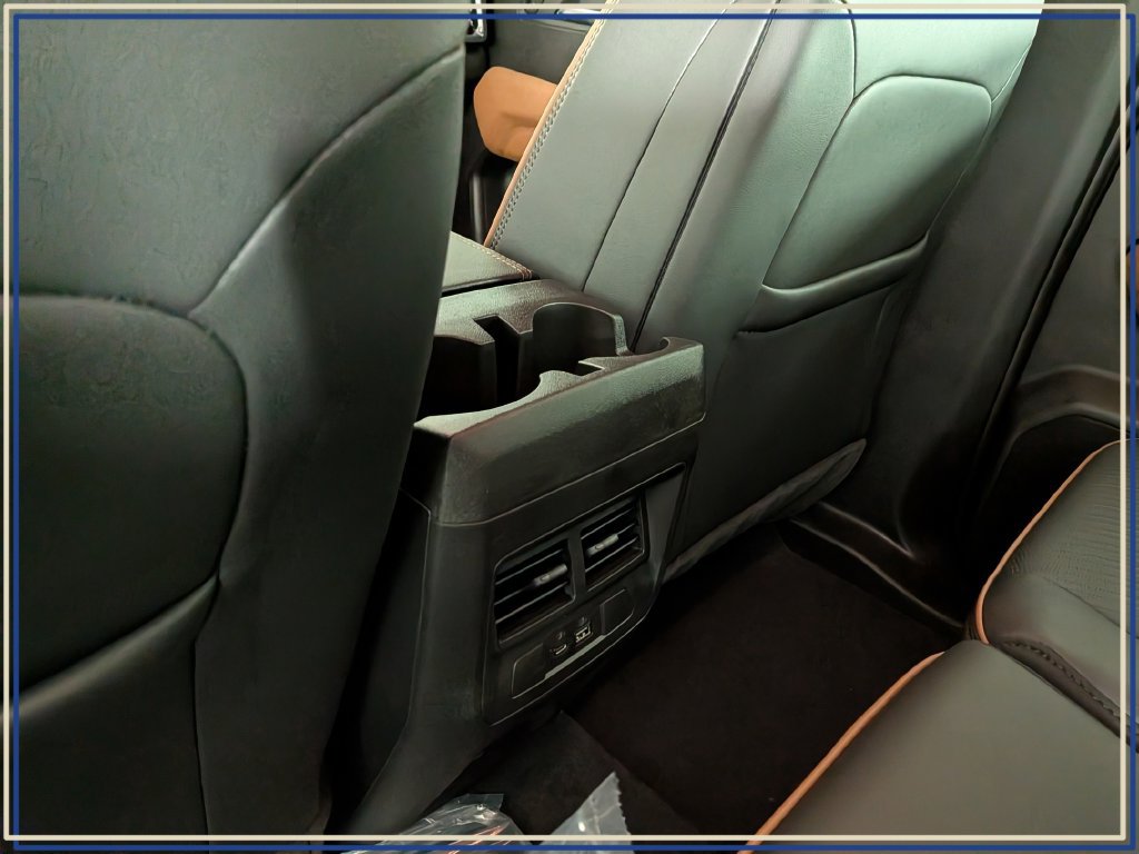 New 2026 GMC Canyon AT4 w/ Technology Plus Package AWD/4WD image 30