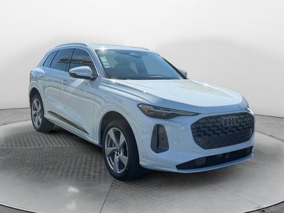 New 2025 Audi Q5 Premium Plus