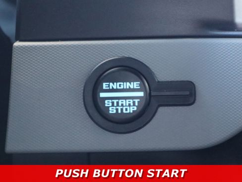 Used 2023 Ford Bronco Badlands image 24