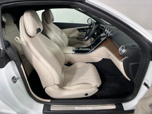 Used 2024 Mercedes-Benz CLE 300 4MATIC Cabriolet image 5