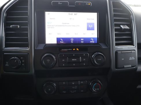 Used 2020 Ford F150 XLT w/ Equipment Group 302A Luxury image 17