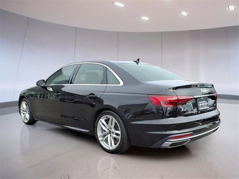 Used 2023 Audi A4 2.0T Premium w/ Convenience Package image 4