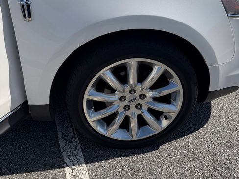 Used 2010 Lincoln MKT 2WD image 19