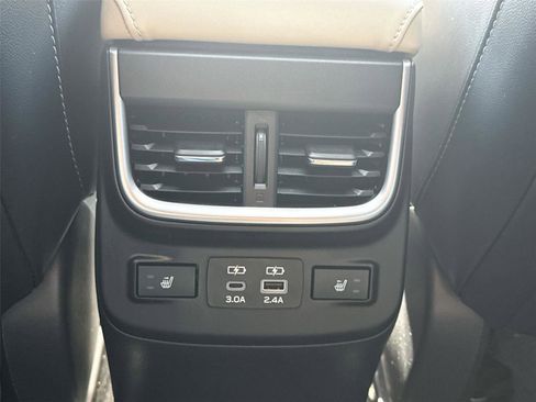 Used 2024 Subaru Outback Limited AWD/4WD image 21