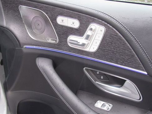 New 2026 Mercedes-Benz GLS 450 4MATIC image 21