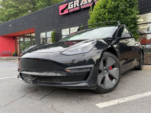 Used 2021 Tesla Model 3 Standard Range Plus RWD image 2