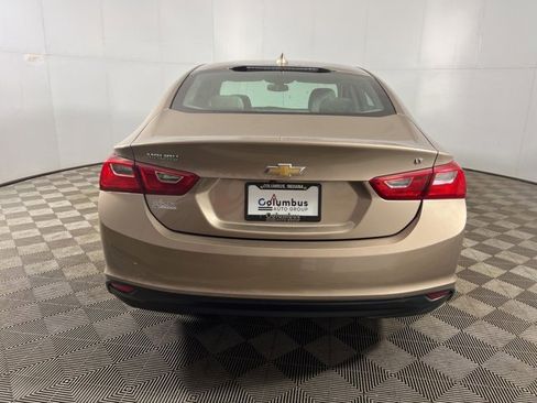 Used 2018 Chevrolet Malibu LT image 5