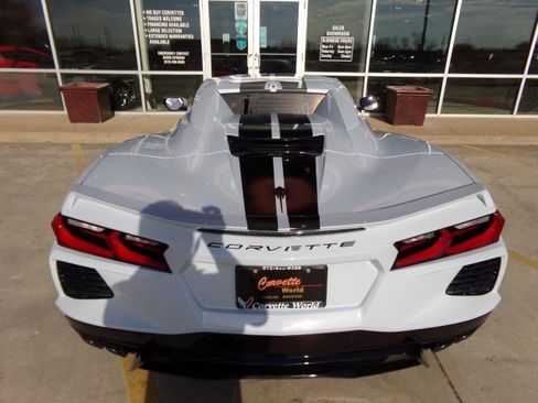 Used 2024 Chevrolet Corvette Stingray Convertible image 27
