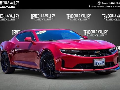 Used 2019 Chevrolet Camaro LT RWD image 1