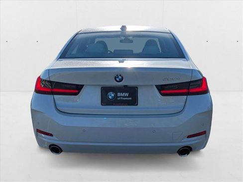 Used 2025 BMW 330i Sedan w/ Convenience Package image 7