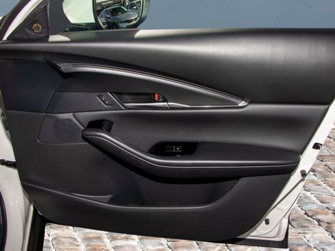 Used 2025 MAZDA CX-30 AWD 2.5 S w/ Preferred Package image 16