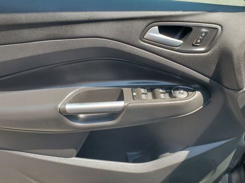 Used 2013 Ford C-MAX SE FWD image 14