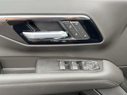 New 2026 Chevrolet Tahoe Premier AWD/4WD image 11
