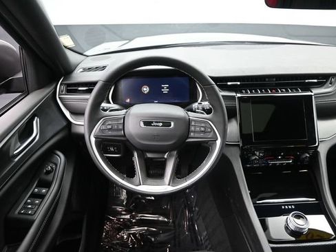 New 2026 Jeep Grand Cherokee L 4WD image 24