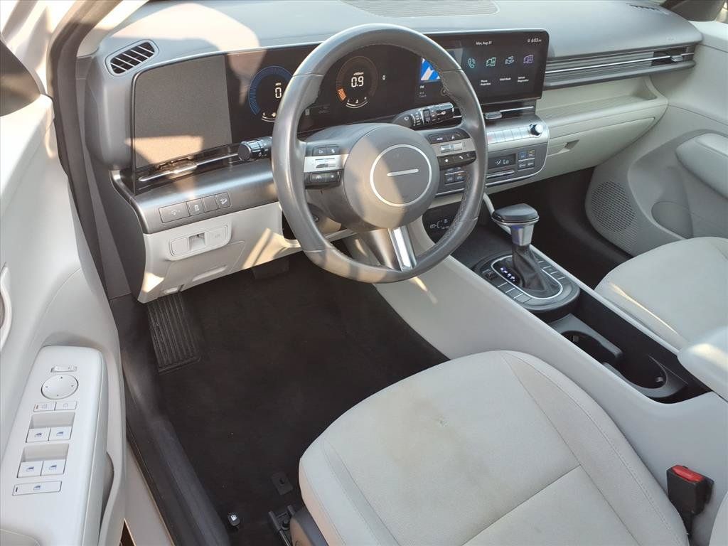 Used 2024 Hyundai Kona SEL FWD image 18