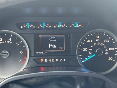 Used 2017 Ford F150 XLT w/ Equipment Group 302A Luxury RWD image 3