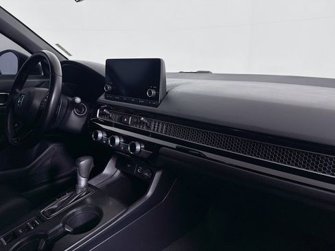 Used 2024 Honda Civic Sport image 29