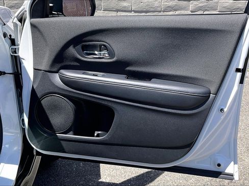 Used 2020 Honda HR-V Sport image 23