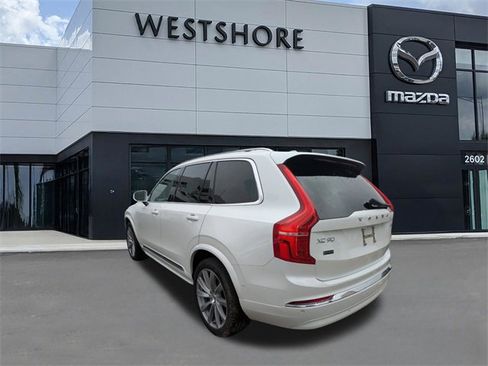 Used 2023 Volvo XC90 B6 Plus image 5