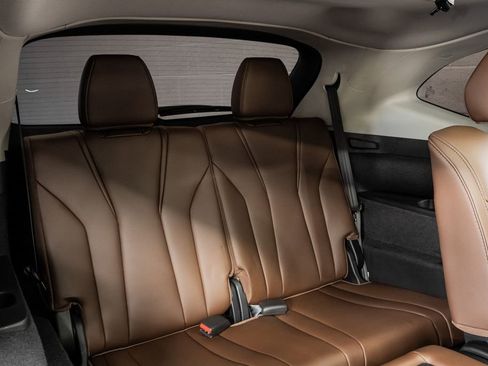 Certified 2023 Acura MDX FWD w/ Technology Package image 37