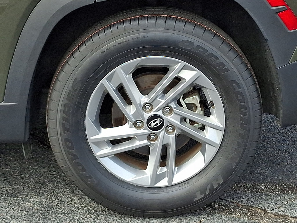 Used 2025 Hyundai Tucson SE FWD image 8