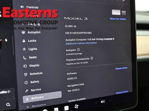 Used 2023 Tesla Model 3 Standard Range image 16