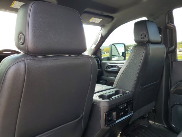 Used 2024 GMC Sierra 2500 AT4 AWD/4WD image 35