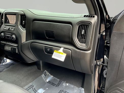Used 2022 Chevrolet Silverado 1500 Custom AWD/4WD image 27
