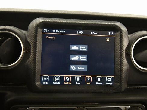 Used 2023 Jeep Wrangler Unlimited Sahara image 24