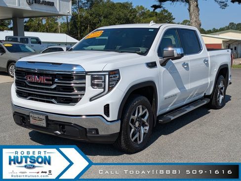 Used 2023 GMC Sierra 1500 SLT image 2