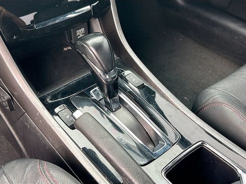 Used 2017 Honda Accord Sport Special Edition image 14