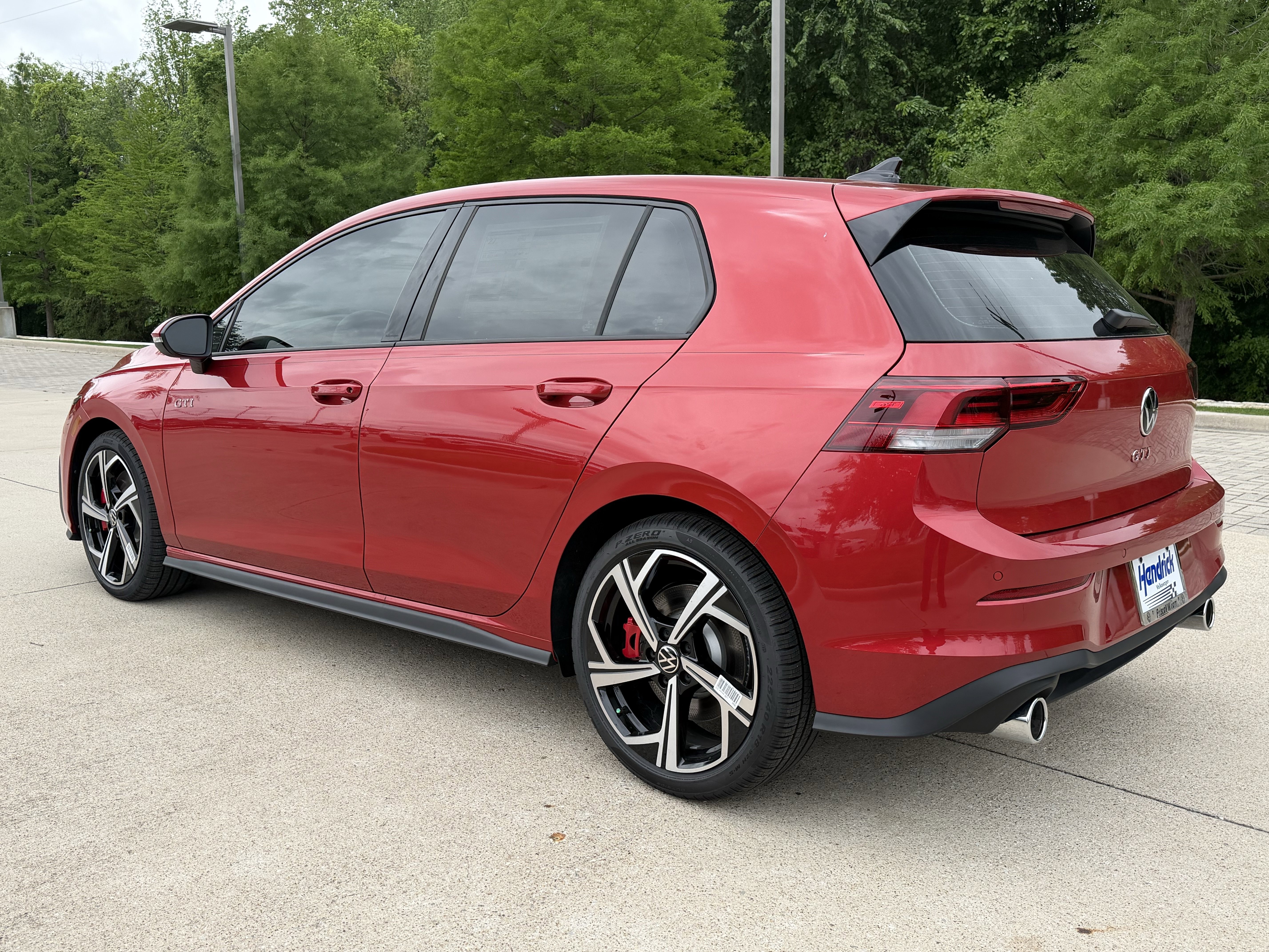 New 2026 Volkswagen GTI SE FWD image 3