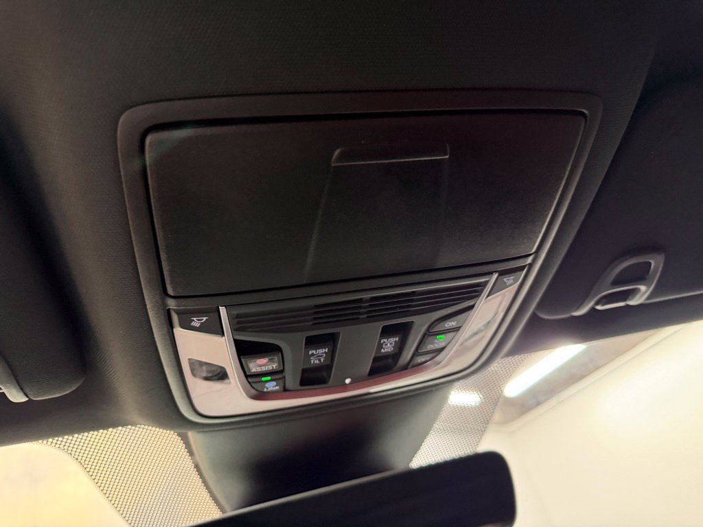 Used 2024 Acura MDX A-Spec AWD/4WD image 34
