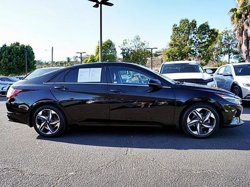 Used 2023 Hyundai Elantra Limited FWD image 7