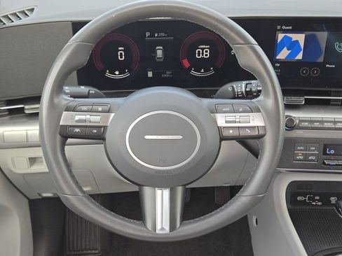 Used 2024 Hyundai Kona SEL image 17