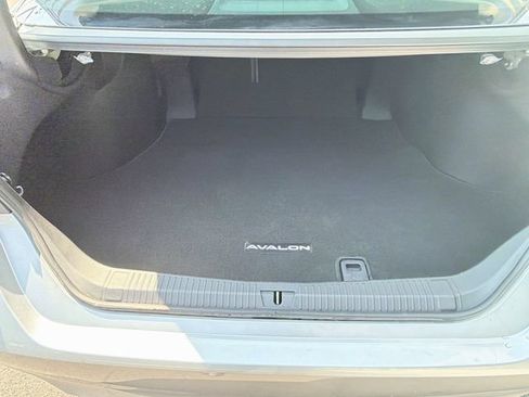 Used 2022 Toyota Avalon Touring w/ Carpet Mat Package (TMS) FWD image 26