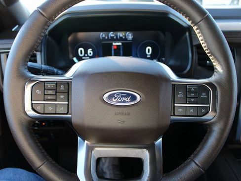 Used 2023 Ford Expedition King Ranch image 21