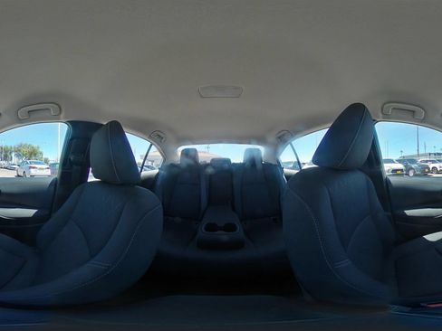 Used 2025 Toyota Corolla LE FWD image 40