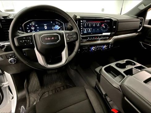 Used 2024 GMC Sierra 3500 SLE w/ SLE Convenience Package AWD/4WD image 19