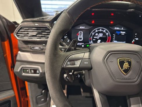 Used 2023 Lamborghini Urus Performante image 55