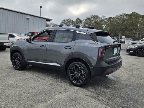 New 2026 Nissan Kicks SR image 7