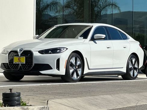 Used 2023 BMW i4 eDrive35 w/ Premium Package RWD image 7
