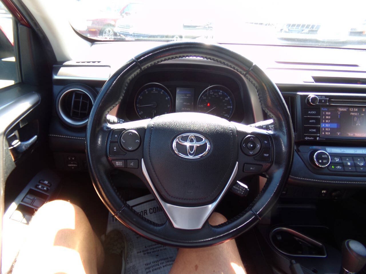Used 2018 Toyota RAV4 XLE w/ Plus Extra Value Package AWD/4WD image 52